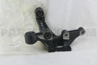 Toyota 4230548010 CARRIER SUB-ASSY, REAR AXLE, LH