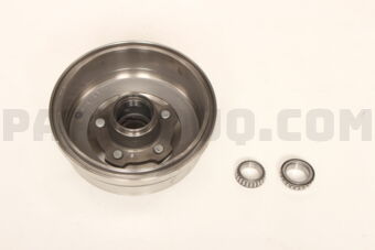 Toyota 4242069016 HUB (OR SHAFT) & BRAKE DRUM REAR AXLE, RH/LH