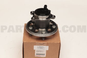 Toyota 4245006110 HUB & BEARING ASSY, REAR AXLE, RH