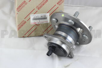Toyota 4245006130 HUB & BEARING ASSY, REAR AXLE, RH