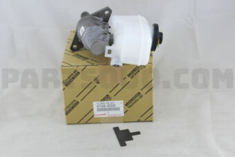 Toyota 4702830030 CYLINDER SUB-ASSY, BRAKE MASTER W/PLATE