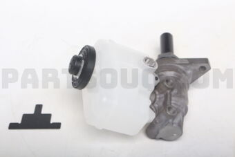 Toyota 4702860030 CYLINDER SUB-ASSY, BRAKE MASTER W/PLATE