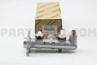 Toyota 4720136392 CYLINDER SUB-ASSY, BRAKE MASTER