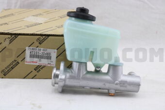 Toyota 472013D460 CYLINDER SUB-ASSY, BRAKE MASTER