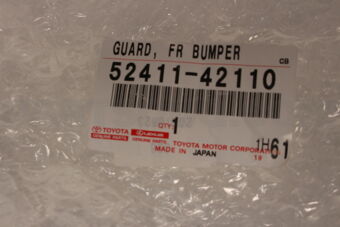 Toyota 5241142110 GUARD FR BUMPER