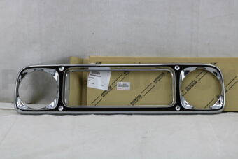 Toyota 5311190301 GRILLE, RADIATOR