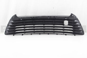 Toyota 5311206510 GRILLE RADIATOR LW