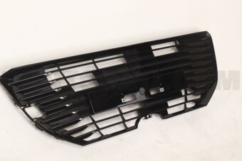 Toyota 53112BZ330C0 GRILLE RADIATOR LW