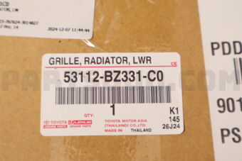 Toyota 53112BZ331C0 GRILLE, RADIATOR, LW