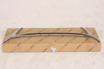 Toyota 5312160130 MOULDING, RADIATOR GRILLE