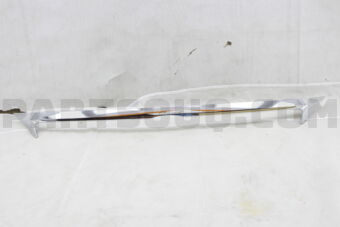 Toyota 5312176010 MOULDING, RADIATOR GRILLE
