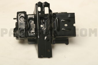 Toyota 5701333010 BRACKET SUB-ASSY, FR