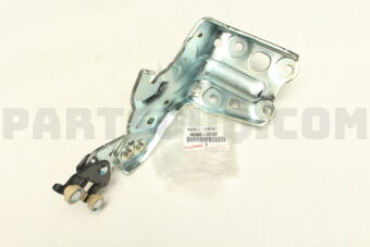 Toyota 6836026131 ROLLER ASSY, SLIDE