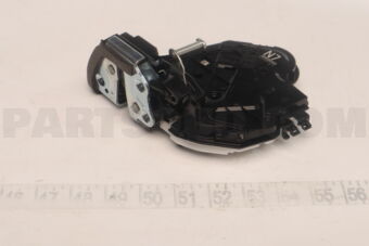 Toyota 6905048060 LOCK ASSY, REAR DOOR W/MOTOR, RH