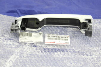 Toyota 6921060280A0 HANDLE ASSY DOOR