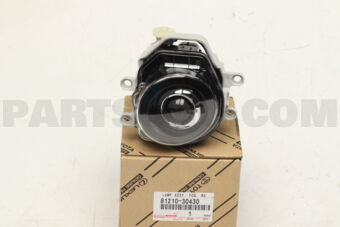 Toyota 8121030430 LAMP ASSY, FOG, RH