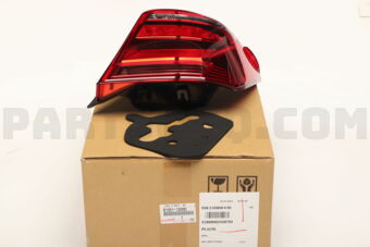 Toyota 8155112D00 LENS & BODY, RR