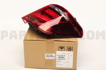 Toyota 8155112D00 LENS & BODY, RR