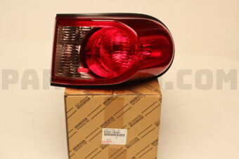 Toyota 8155135341 LENS & BODY