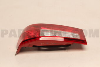 Toyota 8155136540 LENS & BODY RR
