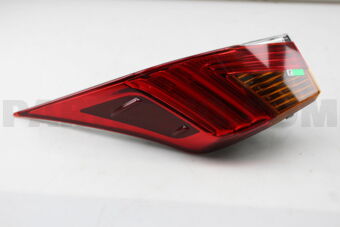 Toyota 8155153311 LENS & BODY RR
