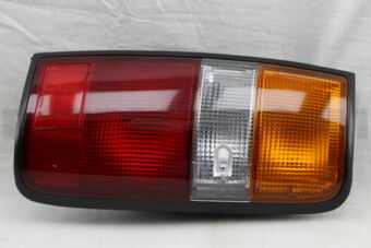 Toyota 8155160333 LENS, REAR COMBINATION LAMP, RH