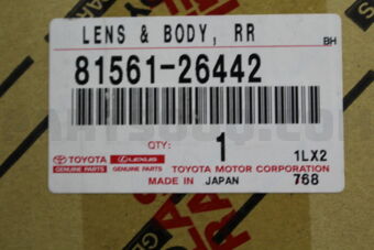 Toyota 8156126442 LENS & BODY, RR