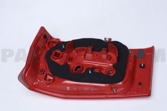 Toyota 8156136390 LENS & BODY RR