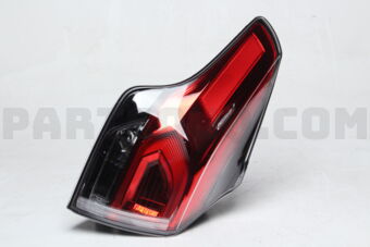 Toyota 8156142202 LENS & BODY RR