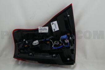 Toyota 8156160B32 LENS & BODY RR