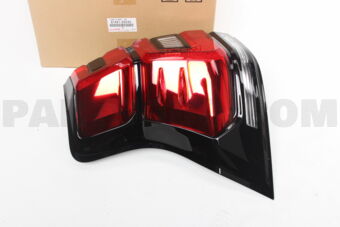 Toyota 8156160C30 LENS & BODY RR