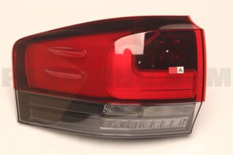 Toyota 8156160D30 LENS & BODY RR