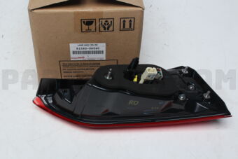 Toyota 815800D540 LAMP ASSY, RR, RH