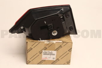 Toyota 8158133460 LENS & BODY RR
