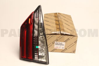 Toyota 8158133460 LENS & BODY RR