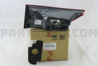 Toyota 8158153141 LENS AND BODY, REAR LAMP, RH