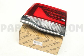Toyota 8158160381 LENS & BODY RR