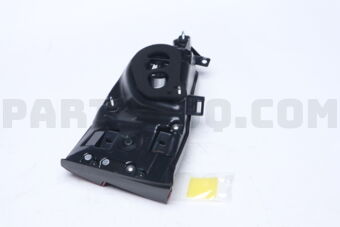 Toyota 8159148201 LENS & BODY, RR