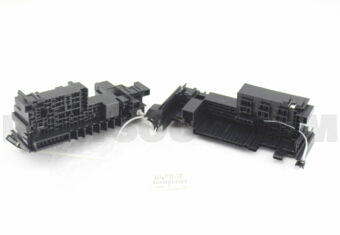 Toyota 8274135110 BLOCK, ENGINE ROOM RELAY