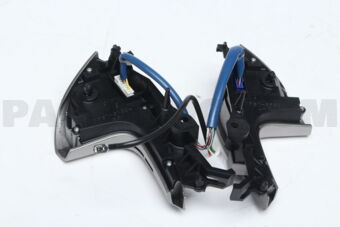 Toyota 8425033240 SWITCH ASSY, STEERING PAD